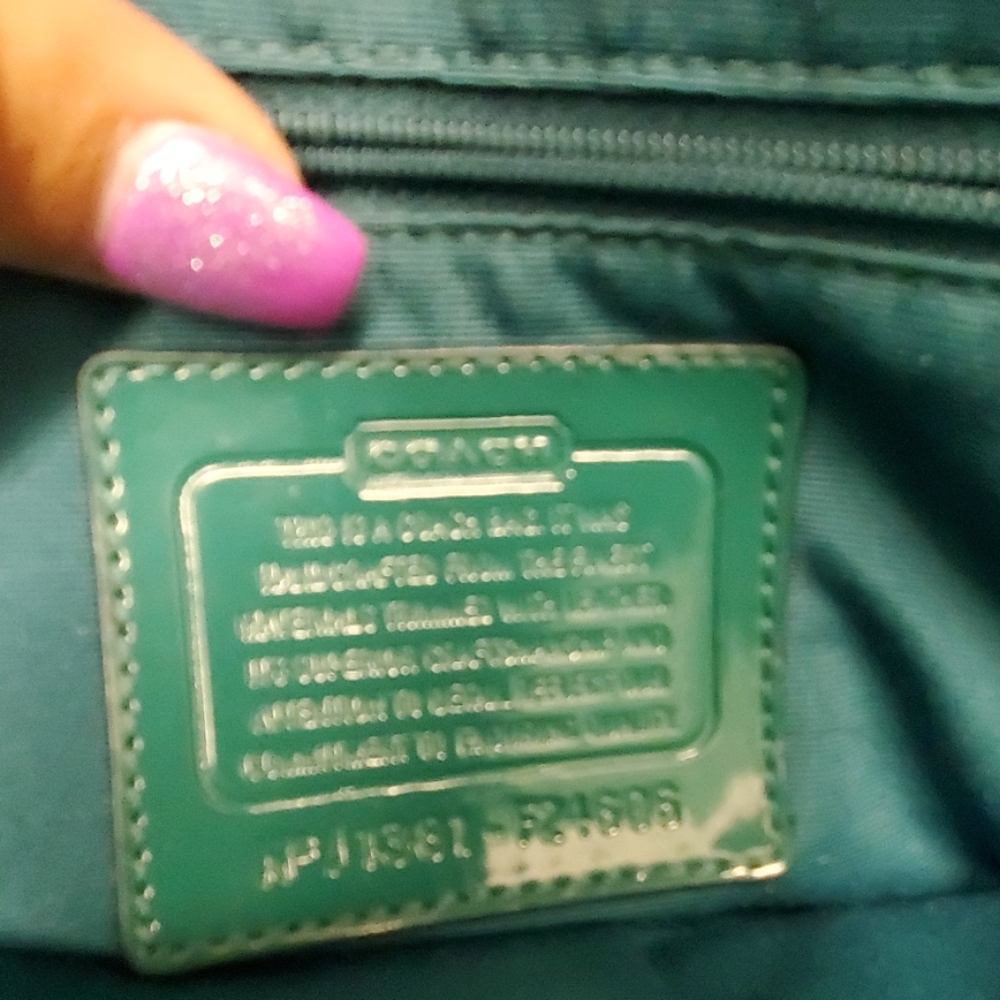 Purse - Picture 2 of 4